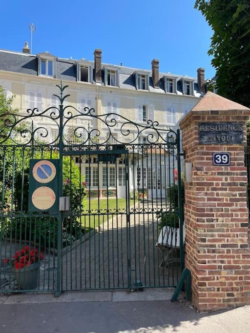 Residence Tivoli, Trouville, 2Min Plage Exteriör bild